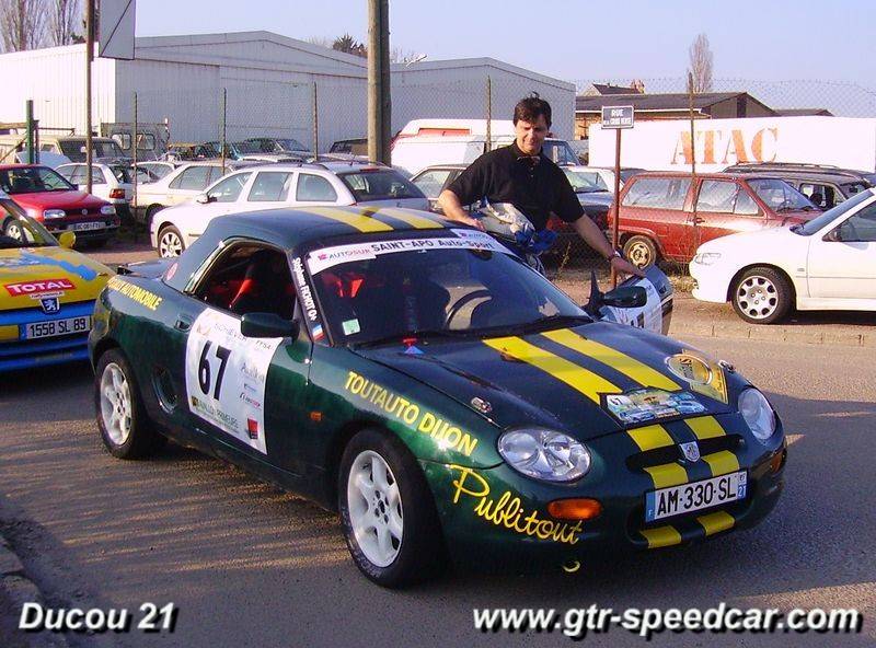 051.jpg